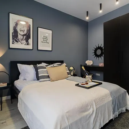 Apartmán Stylish Designer 2br By Dambovitei *