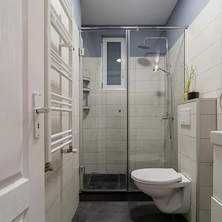 Stylish Designer 2br By Dambovitei *
